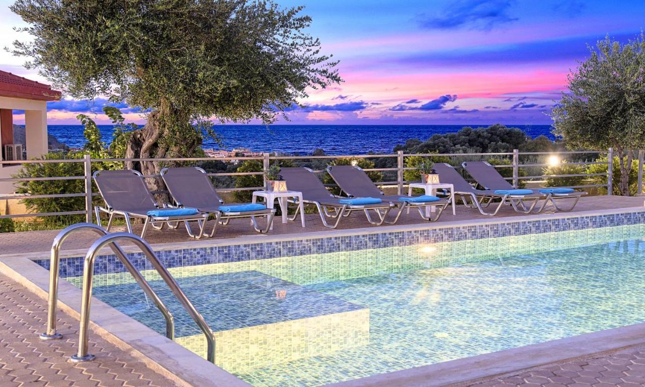 Aqua Blue Villas With Heated Pool Mathés Exteriör bild